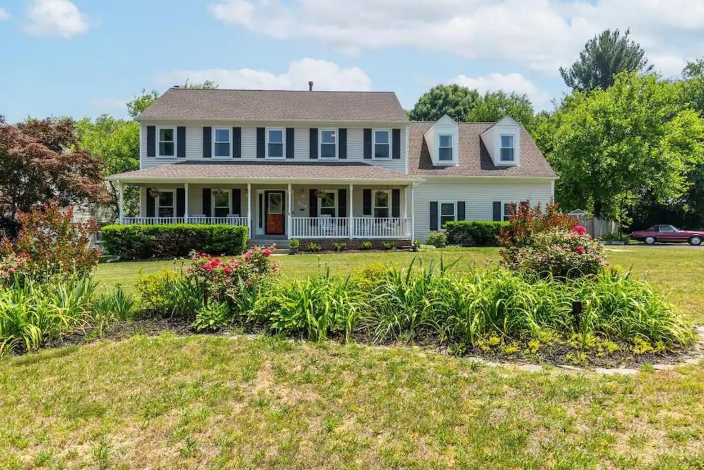 Lrge 5 Bedroom 9 Beds Near Dc-Pool, Hot Tub, Gym, Game Rm, Fire Pit Bowie Bagian luar foto