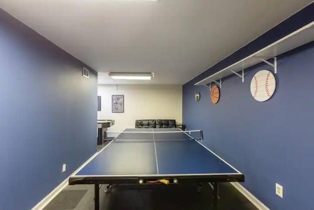 Lrge 5 Bedroom 9 Beds Near Dc-Pool, Hot Tub, Gym, Game Rm, Fire Pit Bowie Bagian luar foto