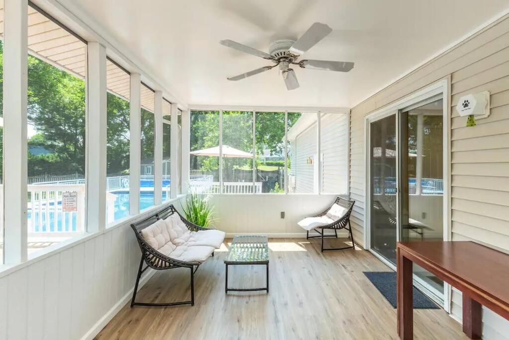 Lrge 5 Bedroom 9 Beds Near Dc-Pool, Hot Tub, Gym, Game Rm, Fire Pit Bowie Bagian luar foto
